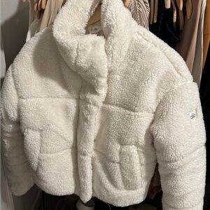 COPY - ALO Yoga Angel Sherpa Jacket - White